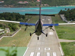 RELAÇÕES
A arte contemporânea estabelece
entre o observado e seu significado.
 