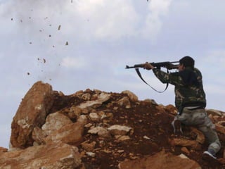 INCOMUNS:
Use pontos de vista
Fotografe sentado, deitado, suba
em algum lugar. 
Use o ponto de vista para explorar
a personalidade do motivo. 
 