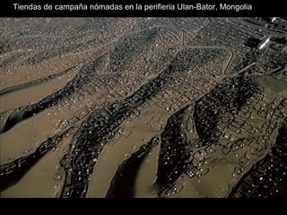 Tiendas de campaña nómadas en la perifieria Ulan-Bator, Mongolia
 