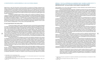 247246
hostil al gobierno. Con lo cual la cuarta condición tampoco se cumple. Finalmente el clima antimilitar fomenta las
divergencias dentro de las Fuerzas Armadas.
Como consecuencia del fracaso de este plan, el Presidente se encuentra ante una nueva preocupación:
conducir una transición que permita salvar la imagen de la institución militar. Frente a un peligro de “desintegración
nacional más acentuado del que supuestamente habrá venido a corregir en junio de 1966”,20 la tarea del gobierno
militar, y por lo tanto la responsabilidad de Lanusse, consiste en garantizar la cohesión de la nación. En esa lógica,
la coherencia interna de las Fuerzas Armadas deviene crucial. Pues si, como advierte Viola, uno de los ejes del orden
social amenazado –cuando la corporación militar se decide a iniciar la apertura democrática– es su propia posición
en la estructura institucional, Lanusse no ignora que la unidad de las Fuerzas Armadas se transforma en una misión
a cumplir. Un enfrentamiento interno arriesgaba la integración nacional.
Las razones, entonces, que alimentan la salida democrática son la necesidad de derrocar a la guerrilla
y la premura por apaciguar la disconformidad evidente frente al gobierno militar. En este sentido, los motivos que
promueven la salida democrática se combinan en la percepción de Lanusse: si el pueblo y la guerrilla se encuentran
en una actitud adversa a las Fuerzas Armadas, existe el riesgo de que esta oposición se articule en torno a Perón.
Es decir, el viejo caudillo se convierte en el único actor político en condiciones de articular el pueblo y la guerrilla.
Por la misma razón, también resulta el único capaz de separarlos. Pero además una salida democrática avalada
por Perón puede conciliar al pueblo con las Fuerzas Armadas. En consecuencia, Perón debe ser ganado para este
proyecto: la inclusión del peronismo, vía Paladino, en La Hora del Pueblo configura una prueba de Perón reco-
nocido como interlocutor legítimo del régimen militar y de los dirigentes políticos
De ahí que a los nueve días del nuevo gobierno, Arturo Mor Roig, ministro del Interior, proclama que la
prohibición política partidaria ha concluido. Sin duda, el período abierto por Lanusse se encuentra signado por
la firme determinación de institucionalizar el país. Tarea para la cual se convoca, de manera abierta, a todos los sec-
tores políticos y de forma encubierta a Perón. La incógnita a despejar, aun para el nuevo presidente, remite al
lugar público que ocupará el líder justicialista en la naciente etapa; lugar cuya construcción final dependerá, entre
otras cosas, de las posibilidades y de la voluntad política del anciano líder y de las circunstancias de toda índole
que acompañen el camino recién inaugurado.
Sin embargo la decisión ha sido tomada; por esos días se anuncia la disposición gubernamental de
negociar con Perón su retorno legal a la vida política, a partir de proscribir las causas penales y proceder a la devo-
lución de sus prerrogativas ciudadanas. La apertura del gobierno y su intento de acercamiento a diferentes sec-
tores claves del país se manifiesta además en el campo socioeconómico. Son derogadas las restricciones que afectan
el libre funcionamiento de las negociaciones colectivas de trabajo.
Como era de esperar, la designación de Mor Roig origina posiciones encontradas dentro de la Unión
Cívica Radical. Desde Córdoba, Arturo Illia, entre otros, pide, en un primer momento, su expulsión para moderar, más
tarde sus posiciones al solicitar la convocatoria del Comité Nacional. Desde Buenos Aires, Raúl Alfonsín disiente
con la actitud de Mor Roig, si bien deja sentado su acuerdo con el documento, “Que hablen los hechos”, lanzado
por el balbinismo. En cuanto a Ricardo Balbín, su disposición a aceptar el nombramiento de Mor Roig queda sujeta
a que el peronismo cuente con una representación de similar importancia en el Gabinete Nacional.21 Toda una
muestra de hasta qué punto la UCRP acuerda con la incorporación del peronismo a una posible salida institucional.
Una apertura, dirigida a las cúpulas partidarias y sindicales delata el callejón de la Revolución Argentina:
convencidos sus miembros de la necesidad de la renovación partidaria requieren acordar con los dirigentes antes
calificados de portadores de la ineficacia y la degeneración del sistema político. ¿Por qué el acuerdo?
nadie debía engañarse sobre cuál era el fondo de la cuestión, porque el fondo de la cuestión no era
si Balbín era o no demasiado veterano para hacer política, o si Américo Ghioldi expresaba o no ideas
anacrónicas. El fondo de la cuestión se llamaba Juan Domingo Perón. Si ese problema no se abordaba
franca, abiertamente, la existencia política de los argentinos seguiría envenenada por un tabú que
acecharía cada uno de sus pasos.22
20 Eduardo Viola, Democracia e autoritarismo en la Argentina contemporánea, tesis doctoral presentada en la Universidad de San Pablo,
1982, p. 265.
21 Alejandro Lanusse, Mi Testimonio, Buenos Aires, Lasserre, 1977, p. 223.
22 Ibid., p. 229.
gobernaciones a civiles. Este ofrecimiento a las fuerzas políticas, sin excepciones, de dialogar comprende al justi-
cialismo, aunque el objetivo de superar la antinomia peronismo-antiperonismo excluye la figura de Perón, a quien
Levingston demanda un renunciamiento histórico para pacificar el país. A su vez el gobierno anuncia que evitará
la intervención en el mundo sindical, ya que ésta ha producido distorsiones más que soluciones. Esta decisión
gubernamental recibe una buena acogida en las huestes sindicales que allana el terreno para la negociación ya que
se “reconoce en las Fuerzas Armadas uno de los aliados naturales de la gran empresa que el pueblo argentino está
llamado a protagonizar”.15
Sin embargo, los estallidos sociales se reiteran y vuelven a tener su epicentro en Córdoba (el “Viborazo”),
e influyen en el ánimo de importantes militares. “Las Fuerzas Armadas son una carga necesaria de todas las naciones
capitalistas o socialistas. Habrá una solución constitucional en plazo breve”.16 Por lo tanto, las razones de la separación
de Levingston de la presidencia obedecen a “su posición reacia a la institucionalización del país y a su incapacidad
para promover una alternativa de salida a la crisis”.17 El General personifica el segundo fracaso de la Revolución
Argentina: cada vez resulta más claro la misión imposible que significa continuar con la proscripción del peronismo.
Pero además, la proscripción no sólo fracasa en borrar al peronismo del mapa político argentino, sino que, a partir
de 1971, comienza –paradójicamente– a tornar cada vez más imprescindible a Perón.
El “Gran Acuerdo Nacional” entre Lanusse y Perón
El fracaso de Levingston conduce a otro recambio gubernamental, el jefe del Ejército, general Alejandro
A. Lanusse se hace cargo de la presidencia. Siguiendo a O’Donnell, Lanusse se plantea ser el presidente de la transi-
ción; en ella “los partidos volverían a escena, sin proscripciones ni limitaciones, salvo las de tener que acordar los tér-
minos del ‘Gran Acuerdo Nacional’ (GAN) con grandeza capaz de ‘renunciamientos’ –de candidaturas presiden-
ciales–”.18 Para O’Donnell tanto los antiperonistas, como la gran burguesía deberían ceder –los primeros acep-
tando un lugar protagónico e institucionalizado del peronismo y de Perón, y los segundos admitiendo la apertu-
ra de un período de “sensibilidad social” capaz de aliviar las tensiones existentes–. El prestigio que alcanzaría Lanusse
en una situación como la supuesta daría pie para luego lanzar su candidatura, con gran chance, cuando se con-
vocara a elecciones presidenciales. En ese trato entrarían los sindicatos pero también las Fuerzas Armadas, que
comenzarían a aparecer como las garantes de la transición democrática. “Si por alguna razón las partes no lo acep-
taban ellas no lanzarían al país a un ‘salto al vacío’; en este caso ocurriría un nuevo golpe que postergaría por largo
tiempo cualquier salida democrática.”19
En esta versión, Perón tenía que desligarse de la guerrilla, del sindicalismo radicalizado y de los sectores
no moderados del peronismo. Ésta era una primera condición. A cambio se devolverían a Perón su grado militar
y las compensaciones económicas negadas desde 1955. Si Perón acordaba, debería cumplirse otra condición, que
ambas calmaran el ánimo popular. Para lo cual se hacía necesaria una tercera condición: que no empeore la situación
económica. En cuarto lugar, no debía crearse un clima hostil al gobierno y, finalmente, las Fuerzas Armadas pre-
cisaban apoyar el proceso a lo largo de los avatares que atravesara. Según O’Donnell sólo se cumple la última
condición. Pues entre marzo de 1971 y 1973 los conflictos sociales y la actividad guerrillera aumentan; la situación
económica se descontrola y la figura de Lanusse se deteriora, sobre todo en el frente militar (a raíz del malestar que
continuaba en el país).
Entre las condiciones, planteadas por O’Donnell, existe una de índole subjetiva: las palabras y las acciones
de Perón. Las otras no dependen de la voluntad de una sola persona (la calma popular y el mejoramiento de la
situación económica). El desligamiento de Perón de los sectores rebeldes pertenece al primer condicionamiento
pensado por Lanusse, que es fundamental y que no se cumple, al tiempo que alimenta la vida de los otros. Pues Perón
al animar la guerrilla colabora para volver más amenazante la protesta. A su vez la guerrilla, los jóvenes rebeldes,
el sindicalismo radicalizado y la revuelta civil configuran una serie de factores que dan imagen de una atmósfera
15 Primera Plana, N° 410, 8 de diciembre de 1970.
16 General López Aufranc, en Primera Plana, Nº 425, 23 de marzo de 1971. En el mismo sentido se expresa Gnavi “las Fuerzas Armadas
no van a contradecir la promesa de institucionalizar el país” (ibid).
17 María Matilde Ollier, op. cit., p. 109.
18 Guillermo O’Donnell, El Estado burocrático autoritario, 1966-1973. Triunfos, derrotas y crisis, Buenos Aires, Editorial de Belgrano, 1982, p. 370.
19 Ibid., p. 371.
CAPÍTULO 6 / 1955-1976 LA ALTERNANCIA DE LOS GOBIERNOS CIVILES Y MILITARES. EL PARTIDO MILITAR Y EL
PERONISMO. LA INFLUENCIA DE LAS DOCTRINAS EXTRANJERAS SOBRE LAS FUERZAS ARMADAS
MARÍA MATILDE OLLIER - Las Fuerzas Armadas en misión imposible: un orden político sin Perón
LA CONSTRUCCIÓN DE LA NACIÓN ARGENTINA. EL ROL DE LAS FUERZAS ARMADAS
 