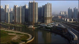  Shanghai - The Fragile Megacity