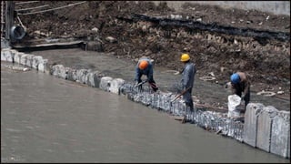  Shanghai - The Fragile Megacity