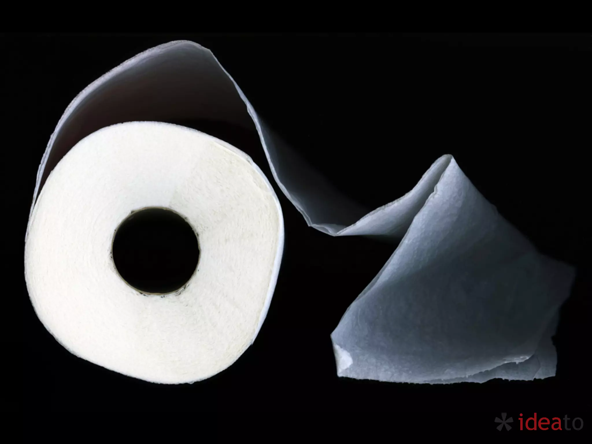 • Foto con mac e blocco
 