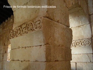 Frisos de formas botánicas estilizadas
 