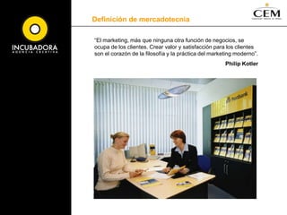  Conservar y aumentar a los clientes actuales mediante la entrega de satisfacción. Definición de marketing: Proceso social y administrativo por el que individuos y grupos obtienen lo que necesitan y desean a través de la creación y el intercambio de productos y de valor con otros. 