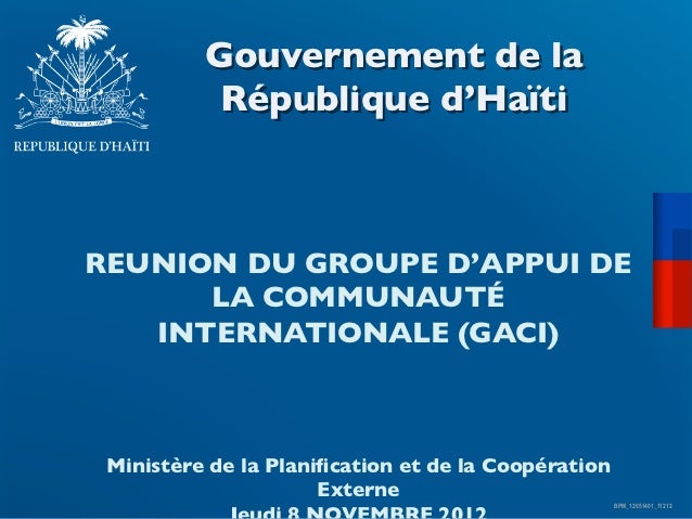 Le blanchiment largile pour la peau de la personne