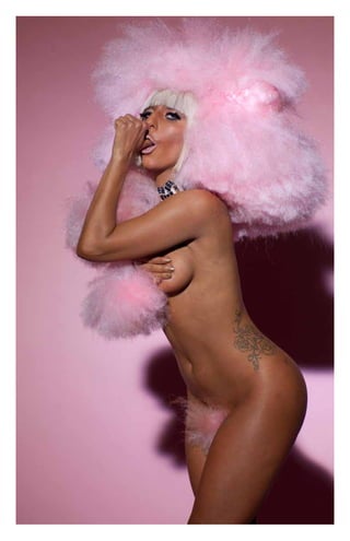 La despampanate Lady Gaga mostrando todo!