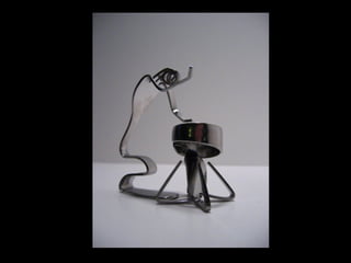 Pequenas esculturas com garfos