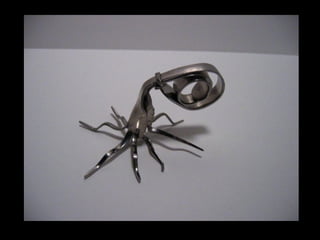 Pequenas esculturas com garfos