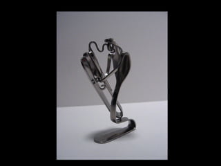 Pequenas esculturas com garfos