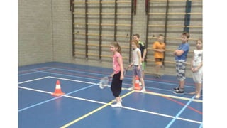 Gastlessen basketbal en tennis