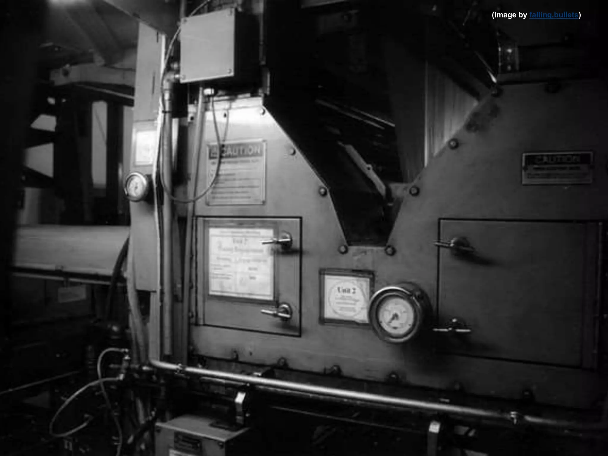 @qutdmrc
(Image by falling.bullets)
 