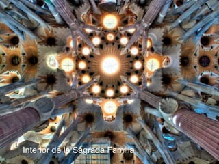Interior de la Sagrada Familia

 