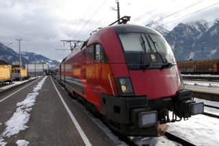 Glacier express-train-tours-8