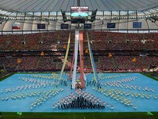 Glamour of UEFA EURO 2012 – selected stunning images and effects of UEFA EURO 2012 with Oceana’s ‘Endless Summer’