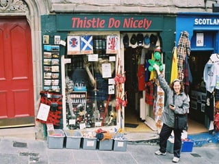 SHOPPING IN EDINBURGH 