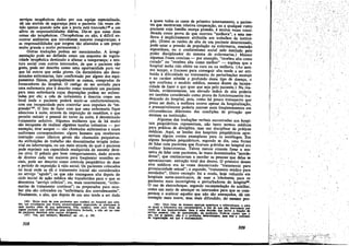servíeos terapéuticos dado, por sua equipe especializada,
dá um sentido de seguranca para o paciente (As vezes obtido apenas quando sabe que a porta está trancada)" e um
alivio de responsabilidades di~a~ Díz-se _que e~. duas
coisas sic terapéuticas. (Terapéuticas ou nao, é difícil encontrar ambientes que introduzem maíores insegurancas: e
as responsabilidades que surgem Sao afastadas a urn preco
muito grande e muito permanente.)
.
.
Outras traducóes podem ser mencionadas. A arregiment~ pode ser definida como um esquema de regu~a­
ridade terapéutica destinado a afastar a inseguranca; a m~s­
tura social coro outros internados, de que o paciente nao
gasta, pode ser descrita como urna opo~i~ade para ver
que há outros que estíio piares. Os dormitórios sao den,?minados enfermarías, fato confirmado por alguns dos equipamentos físicos, principalmente as camas, compradas de
fomecedores do hospital. O castigo de ser enviado para
uma enfermaria pior descrito como transferir um paciente
para tima enfermaría cujas disposieóes podem ser enfrentadas por ele; a cela de isolamento é descrita como um
local onde o paciente poderá sentir-se confortavelmente,
com sua incapacidade para controlar seus impulsos de "expressao"47. O fato de fazer c~m qu.e _urna enferm.aria fique
silenciosa a noite, através da imposicao de remédios, ? que
permite reduzír o pessoal do turno da noite, é denomma~o
tratamento sedativo. AIgumas mulheres que de há muíto
sao incapazes de realizar algumas tarefas rotine~ras -'- por
exemplo, tirar sangue - sao chamadas enfermeíras e usam
uniformes correspondentes; al.gun~ homens que r~ce?eram
instrucño como clínicos gerais sao c~amados pSI.q~atras.
As atríbuicóes de trabalho sáo denominadas terapia industrial ou laborterapia, ou um meio através do qual o paciente
pode exprimir sua capacidade readquirida de assumir dev~­
res civis. O premio por bom comportamento, dado atraves
de direitos cada vez maiores para freqüentar reunióes sociais, pode ser descrito como controle psiquiátrico de dose
e período de exposicáo a vida social. Os pacientes colocados
no local onde se dá o tratamento inicial sao considerados
no servico "agudo"; os que nao conseguem alta depois do
ciclo inicial de a~áo médica sao transferidos para o que se
denomina "servico crónico", ou, mais recentemente, "enfermarias de tratamento contínuo"; os preparados para receber alta sao colocados na "enfermaría dos convalescentes".
Finalmente, a alta, que depois de um ano tende a ser dada
é

(46) Entre mais de cem pacientes que conhecl no hospital que estudel um reconaeceu que ficava excessivamente angustiado se precisasse ir
quadra além de sua cnfcrmaria. Nao conhed, nem ouví falar de
algum paciente que preferisse "!fila e:n~ermaria fechada. a nao ser no caso
de pacientes descritos pela equipe dírígente,
. (47) Ver, por exemplo, 8EI.KNAP, op. cít., p. 191.

UQJa

308

a quase todos os casos de primeiro internamento, a pacientes que mostraram relativa cooperacáo, ou a qualquer cutre
paciente cuja familia exerca pressáo, é .muítas vezes considerada como prava de que ocorreu "melhora", e esta me.
Ihora é implicitamente atribuída aos trabaIbos da ínstitui~ao. (Entre as razóes de alta de uro paciente determinado,
pode estar a pressáo de populac;io na enfermaría, remíssáo
espontánea, ou o conformismo social nele instilado pelo
poder disciplinador do sistema de enfermarias.) Mesmo
algumas frases concisas - por exemplo, "receben alta como
curado" ou "receben alta como melhor" - supóem que o
hospital tenha tido efeito na cura ou na melhora. (Ao mesmo tempo, o fracasso para conseguir alta tende a ser atribuído a dificuldade no tratarnento de perturbacóes mentais
e ao caráter rebelde e profundo -desse tipo de doenca, o
que confirma o modelo médico, mesmo diante da incapacidade de fazer o que quer que seja pelo paciente.) Na realidade, evidentemente, um elevado índice de alta poderla
ser também considerado como prova do funcionamento inadequado do hospital, pois, como há pouco tratamentc que
possa ser dado, a melhora acorre apesar da hospitalizacáo,
e presumivelrnente poderia oeorrer maís freqüentemente em
circunstancias diferentes das condicées de prívacáo que
exístem na instituicáo,
Algumas das tradu~óes verbais encontradas nos hospítais psiquiátricos representam, nio tanto termos médicos
para práticas de disciplina, mas uso disciplinar de práticas
médicas. Aquí, as lendas dos hospitais psiquiátricos apresentam alguns cantos exemplares para os sociólogos. Em
alguns hospitais psiquiátricos, segundo se diz, uma forma
de lidar com pacientes que ficavam grávidas no hospital era
realizar histerotomias. Talvez menos comum fosse a maneira de lidar com pacientes, as vezes denominados "mordedores", que continuavam a morder as pessoas que delas se
aproximavam: extracáo total dos dentes. O primeiro desses
atos médicos era as vezes denominado "tratamento para
promiscuidade sexual"; o segundo, "tratamento médico para
mordedor". Outro exemplo foi a moda, hoje reduzida em
hospitais norte-americanos, de usar a lobotomia para os
pacientes mais incorrigíveis e perturbadores do hospital48.
O uso de eletrochoque, segundo recomendacáo do auxiliar,
como wn meio de ameac;ar os internados para que se coro.
portero e acalmar aqueles que nao sio ameacados, dá uro
exem.plo mais suave, mas mais difundido, do mesmo pro(48) Ouvi falar de doentes mentail m8lÚaoos e tuberculosos, e par.
os quaís a. lobotomia era recomendávtl, a ñm de que nio morreesem por
causa de sua hiperatividade. Esta 6 urna decisio que inc1ui a fun;io de
servi~ peuoal, nio de manuten~io. da medicina. Podc-se repetir que o
ato, em si mesmo, nlo 6 o problema ~te, mu 8im. o cantata
de orpniz~ em que é recomendado.

309

/

 