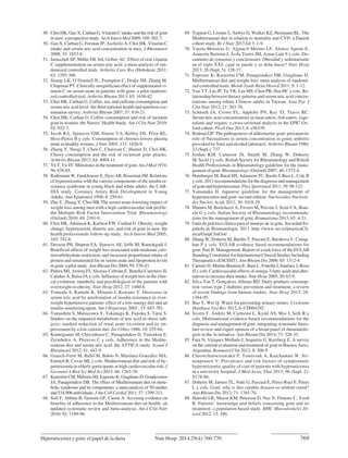 49. Choi HK, Gao X, Curhan G. Vitamin C intake and the risk of gout
in men: a prospective study. Arch Intern Med 2009; 169: 502-7.
50. Gao X, Curhan G, Forman JP, Ascherio A, Choi HK. Vitamin C
intake and serum uric acid concentration in men. J Rheumatol
2008; 35: 1853-8.
51. Juraschek SP, Miller ER 3rd, Gelber AC. Effect of oral vitamin
C supplementation on serum uric acid: a meta-analysis of ran-
domized controlled trials. Arthritis Care Res (Hoboken) 2011;
63: 1295-306.
52. Stamp LK, O’Donnell JL, Frampton C, Drake JM, Zhang M,
Chapman PT. Clinically insignificant effect of supplemental vi-
tamin C on serum urate in patients with gout: a pilot randomi-
zed controlled trial. Arthritis Rheum 2013; 65: 1636-42.
53. Choi HK, Curhan G. Coffee, tea, and caffeine consumption and
serum uric acid level: the third national health and nutrition exa-
mination survey. Arthritis Rheum 2007; 57: 816-21.
54. Choi HK, Curhan G. Coffee consumption and risk of incident
gout in women: the Nurses’ Health Study. Am J Clin Nutr 2010;
92: 922-7.
55. Jacob RA, Spinozzi GM, Simon VA, Kelley DS, Prior RL,
Hess-Pierce B y cols. Consumption of cherries lowers plasma
urate in healthy women. J Nutr 2003; 133: 1826-9.
56. Zhang Y, Neogi T, Chen C, Chaisson C, Hunter D, Choi HK.
Cherry consumption and the risk of recurrent gout attacks.
Arthritis Rheum 2012; 64: 4004-11.
57. Yü T, Yu TF. Milestones in the treatment of gout.Am J Med 1974;
56: 676-85.
58. Rathmann W, Funkhouser E, Dyer AR, Roseman JM. Relations
of hyperuricemia with the various components of the insulin re-
sistance syndrome in young black and white adults: the CAR-
DIA study. Coronary Artery Risk Development in Young
Adults. Ann Epidemiol 1998; 8: 250-61.
59. Zhu Y, Zhang Y, Choi HK.The serum urate-lowering impact of
weight loss among men with a high cardiovascular risk profile:
the Multiple Risk Factor Intervention Trial. Rheumatology
(Oxford) 2010; 49: 2391-9.
60. Choi HK, Atkinson K, Karlson EW, Curhan G. Obesity, weight
change, hypertension, diuretic use, and risk of gout in men: the
health professionals follow-up study. Arch Intern Med 2005;
165: 742-8.
61. Dessein PH, Shipton EA, Stanwix AE, Joffe BI, Ramokgadi J.
Beneficial effects of weight loss associated with moderate calo-
rie/carbohydrate restriction, and increased proportional intake of
protein and unsaturated fat on serum urate and lipoprotein levels
in gout: a pilot study. Ann Rheum Dis 2000; 59: 539-43.
62. Piñera MJ, Arrieta FJ, Alcaraz-Cebrián F, Botella-Carretero JI,
Calañas A, Balsa JA y cols. Influence of weight loss in the clini-
cal evolution, metabolic and psychological of the patients with
overweight or obesity. Nutr Hosp 2012; 27: 1480-8.
63. Tsunoda S, Kamide K, Minami J, Kawano Y. Decreases in
serum uric acid by amelioration of insulin resistance in over-
weight hypertensive patients: effect of a low-energy diet and an
insulin-sensitizing agent. Am J Hypertens 2002 ; 15: 697-701.
64. Yamashita S, Matsuzawa Y, Tokunaga K, Fujioka S, Tarui S.
Studies on the impaired metabolism of uric acid in obese sub-
jects: marked reduction of renal urate excretion and its im-
provement by a low-calorie diet. Int J Obes 1986; 10: 255-64.
65. Kontogianni M, Chrysohoou C, Panagiotakos D, Tsetsekou E,
Zeimbekis A, Pitsavos C y cols. Adherence to the Medite-
rranean diet and serum uric acid: the ATTICA study. Scand J
Rheumatol 2012; 41: 442-9.
66. Guasch-Ferré M, Bulló M, Babio N, Martínez-González MA,
Estruch R, Covas MI, y cols. Mediterranean diet and risk of hy-
peruricemia in elderly participants at high cardiovascular risk. J
Gerontol A Biol Sci Med Sci 2013; 68: 1263-70.
67. Kastorini CM, Milionis HJ, Esposito K, Giugliano D, Goudevenos
JA, Panagiotakos DB. The effect of Mediterranean diet on meta-
bolic syndrome and its components: a meta-analysis of 50 studies
and534,906individuals.JAmCollCardiol2011;57:1299-313.
68. Sofi F, Abbate R, Gensini GF, Casini A. Accruing evidence on
benefits of adherence to the Mediterranean diet on health: an
updated systematic review and meta-analysis. Am J Clin Nutr
2010; 92: 1189-96.
69. Tognon G, Lissner L, Sæbye D, Walker KZ, Heitmann BL. The
Mediterranean diet in relation to mortality and CVD: a Danish
cohort study. Br J Nutr 2013 Jul 3: 1-9.
70. Varela-Moreiras G. Alguacil Merino LF, Alonso Aperte E,
Aranceta Bartrina J, Ávila Torres JM, Aznar Laín S y cols. Do-
cumento de consenso y conclusiones. Obesidad y sedentarismo
en el siglo XXI: ¿qué se puede y se debe hacer? Nutr Hosp
2013; 28 (Supl. 5): 128-37.
71. Esposito K, Kastorini CM, Panagiotakos DB, Giugliano D.
Mediterranean diet and weight loss: meta-analysis of randomi-
zed controlled trials. Metab Syndr Relat Disord 2011; 9: 1-12.
72. Tsai YT, Liu JP, Tu YK, Lee MS, Chen PR, Hsu HC y cols. Re-
lationship between dietary patterns and serum uric acid concen-
trations among ethnic Chinese adults in Taiwan. Asia Pac J
Clin Nutr 2012; 21: 263-70.
73. Schmidt JA, Crowe FL, Appleby PN, Key TJ, Travis RC.
Serum uric acid concentrations in meat eaters, fish eaters, vege-
tarians and vegans: a cross-sectional analysis in the EPIC-Ox-
ford cohort. PLoS One 2013; 8: e56339.
74. Rodnan GP. The pathogenesis of aldermarnic gout: procatarctic
role of fluctuations in serum concentration in gouty arthritis
provoked by feast and alcohol [abstract]. Arthritis Rheum 1980;
23 (Supl.): 737.
75. Jordan KM, Cameron JS, Snaith M, Zhang W, Doherty
M, Seckl J y cols. British Society for Rheumatology and British
Health Professionals in Rheumatology guideline for the mana-
gement of gout. Rheumatology (Oxford) 2007; 46: 1372-4.
76. Hamburger M, Baraf HS, Adamson TC, Basile J, Bass L, Cole B
y cols. 2011 recommendations for the diagnosis and management
of gout and hyperuricemia. Phys Sportsmed 2011; 39: 98-123.
77. Yamanaka H. Japanese guideline for the management of
hyperuricemia and gout: second edition. Nucleosides Nucleoti-
des Nucleic Acids 2011; 30: 1018-29.
78. Manara M, Bortoluzzi A, Favero M, Prevete I, Scirè CA, Bian-
chi G y cols. Italian Society of Rheumatology recommenda-
tions for the management of gout. Reumatismo 2013; 65: 4-21.
79. Guía de práctica clínica para el manejo de la gota. Sociedad Es-
pañola de Reumatología. 2013. http: //www.ser.es/practicaCli-
nica/GuipClinGot/
80. Zhang W, Doherty M, Bardin T, Pascual E, Barskova V, Conag-
han P y cols. EULAR evidence based recommendations for
gout. Part II: Management. Report of a task force of the EULAR
Standing Committee for International Clinical Studies Including
Therapeutics (ESCISIT). Ann Rheum Dis 2006; 65: 1312-4.
81. Carrero JJ, Martín-Bautista E, Baró L, Fonollá J, Jiménez J, Boza
JJ y cols. Cardiovascular effects of omega-3-fatty acids and alter-
natives to increase their intake. Nutr Hosp 2005; 20: 63-9.
82. Silva Ton T, Gonçalves Alfenas RD. Dairy products consump-
tion versus type 2 diabetes prevention and treatment; a review
of recent findings from human studies. Nutr Hosp 2013; 28:
1384-95.
83. Bao Y, Wei Q. Water for preventing urinary stones. Cochrane
Database Syst Rev 2012; 6: CD004292.
84. Sivera F, Andrés M, Carmona L, Kydd AS, Moi J, Seth R y
cols. Multinational evidence-based recommendations for the
diagnosis and management of gout: integrating systematic litera-
ture review and expert opinion of a broad panel of rheumatolo-
gists in the 3e initiative. Ann Rheum Dis 2014; 73: 328-35.
85. Fara N, Vázquez Mellado J, Sequeira G, Kerzberg E. A survey
on the current evaluation and treatment of gout in Buenos Aires,
Argentina. Reumatol Clin 2012; 8: 306-9.
86. Chiowchanwisawakit P, Taweesuk A, Katchamart W, Sri-
nonprasert V. Prevalence and risk factors of symptomatic
hyperuricemia; quality of care of patients with hyperuricemia
in a university hospital. J Med Assoc Thai 2013; 96 (Supl. 2):
S178-86.
87. Doherty M, Jansen TL, Nuki G, Pascual E, Pérez-Ruiz F, Punzi
L y cols. Gout: why is this curable disease so seldom cured?
Ann Rheum Dis 2012; 71: 1765-70.
88. Harrold LR, Mazor KM, Peterson D, Naz N, Firneno C, Yood
R. Patients’ knowledge and beliefs concerning gout and its
treatment: a population based study. BMC Musculoskelet Di-
sord 2012; 13: 180.
Hiperuricemia y gota: el papel de la dieta 769
Nutr Hosp. 2014;29(4):760-770
06. HIPERURICEMIA_01. Interacción 26/03/14 12:00 Página 769
 