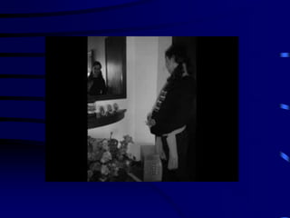 ConclusãoA gravidez na adolescência é um grave problema social que só será resolvido quando os adolescentes entenderem a importância da prevenção e do sexo seguro, vendo-o como uma atitude que deve ser tomada com muita segurança e respeito.A função de pais e educadores é fazer com que o jovem assimile esse mundo de informações que lhes são jogadas diariamente e não apenas acreditar que eles já sabem tudo.