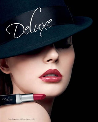 Το μοντέλο φοράει το High Impact Lipstick 11130-1
 