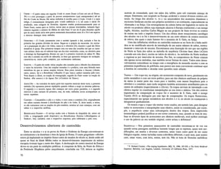 CREDO — O padre entoa em seguida Credo in iinum Deum («Creio em um só Deus»,
3h) e o coro prossegue a partir de pairem omnipotentem («pai omnipotente») até ao
fim do Credo de Niceia. Há várias melodias à escolha para o Credo. Credo 1, a mais
antiga, é comummente designada pelo «credo autêntico» e é, tal como o tracto De
profundis, uma colagem de fórmulas, algumas usadas predominantemente para as
frases finais, outras para os inícios, outras para as pausas intermédias, variando ligei-
ramente segundo o número de sílabas de cada frase. O uso do Si para abrandar aquilo
que de outro modo seria uma quarta aumentada descendente entre Si e Fá é um aspecto
a merecer destaque nesta melodia.
OFERTORIO — O Credo, juntamente com o sermão (quando o há), assinala o fim da
primeira das grandes divisões da missa. Segue-se o próprio da eucaristia. Ao iniciar¬
-se a preparação do pão e do vinho, canta-se o ofertorio (3i), durante o qual são feitos
donativos à igreja. Nos primeiros tempos esta era uma das ocasiões em que se canta-
vam salmos; deste uso só subsiste hoje um dos dois versículos, como, no ofertorio para
o domingo da Septuagésima, Bonum est, que é o primeiro versículo do salmo 91. Mas
este não é cantado em estilo de salmodia, se bem que apresente vestígios de recitação;
caracteriza-se, muito pelo contrário, por exuberantes melismas.
SANCTUS — O padre diz então várias orações não cantadas para a bênção dos elementos
e vasos da eucaristia. Uma das orações entoadas é o prefácio, com uma fórmula mais
melodiosa do que as outras simples leituras. Esta prece introduz o Sanctus («Santo,
santo, santo», 3j) e o Benedictus («Bendito O que vem»), ambos cantados pelo coro.
Vem depois o cânon, ou oração da consagração, seguido do Pater noster (a oração do
Senhor, «Pai nosso») e do Agnus Dei («Cordeiro de Deus»).
AGNUS DEI — Ao contrário da maior parte dos suportes musicais deste texto, a presente
melodia (3k) apresenta poucas repetições quando voltam a surgir as mesmas palavras.
O segundo e o terceiro Agnus têm começos até certo ponto paralelos, e o segundo .
miserere é uma variante do primeiro, mas, de resto, melodias novas acompanham os
textos repetidos.
COMÚNIO — Consumidos o pão e o vinho, o coro canta o comúnio (3e), originalmente
um salmo cantado durante a distribuição do pão e do vinho. E, deste modo, a missa,
se não contarmos com as orações do pós-comúnio, termina tal com começou, com um
salmo e a respectiva antífona.
BENEDICAMUS DOMINO — O serviço acaba com a fórmula de despedida Ite, missa est
(«Ide, a congregação pode dispersan)) ou Benedicamus Domino («Bendigamos as
SenhoD>, 3m), cantados, com o respectivo responso, pelo celebrante e pelo coro.
Desenvolvimentos ulteriores do cantochão
Entre os séculos v e rx os povos do Norte e Ocidente da Europa converteram-se
ao cristianismo e às doutrinas e ritos da igreja de Roma. O canto gregoriano «oficial»
estava já implantado no império franco antes de meados do século rx; desde então até
quase ao final da Idade Média todos os desenvolvimentos importantes da música
européia tiveram lugar a norte dos Alpes. A deslocação do centro musical da Europa
deveu-se em parte às condições políticas. A conquista da Síria, do Norte de África e
da Península Hispânica pelos muçulmanos, concluída em 719, deixou as regiões
70
austrais da cristandade, quer nas mãos dos infiéis, quer sob constante ameaça de
ataque. Entretanto, iam surgindo na Europa ocidental e central diversos centros cul-
turais. Ao longo dos séculos vi, vu e vm missionários dos mosteiros irlandeses e
escoceses fundaram escolas nos próprios territórios e no continente, especialmente na
Alemanha e na Suíça. Um ressurgimento da cultura latina em Inglaterra no início do
século vm produziu sábios cuja reputação alastrou à Europa continental, e um monge
inglês, Alcuíno, auxiliou Carlos Magno no seu projecto de fazer reviver os centros
de ensino em todo o império franco. Um dos efeitos deste renascimento carolíngio
dos séculos vm e rx foi o desenvolvimento de um certo número de centros musicais
de relevo, dos quais o mais famoso foi o mosteiro de S. Galo, na Suíça.
Uma das influências nórdicas no cantochão traduziu-se no facto de a linha meló-
dica se ter modificado através da introdução de um maior número de saltos, nomea-
damente o intervalo de terceira. Encontramos uma ilustração do uso que nas regiões
do Norte se fazia dos saltos na melodia da seqüência Christus hunc diem («Cristo
concede-nos este dia»), escrita no início do séculojc. As melodias do Norte tendiam
a orgnizar-se por intervalos de terceira. Por fim, os compositores do Norte criaram
não apenas novas melodias, mas também novas formas de canto. Todos estes desen-
volvimentos coincidiram no tempo com a emergência da monodia secular e com as
primeiras experiências de polifonia, mas parece-nos mais conveniente continuar aqui
a história do cantochão e abordar estas questões mais adiante.
TROPOS — Um tropo era, na origem, um acrescento composto de novo, geralmente em
estilo neumático e com um texto poético, para um dos cânticos antifonais do próprio
da missa (a maior parte das vezes para o introito, com menor freqüência para o
ofertorio e o comúnio; mais tarde surgiram também acrescentos semelhantes para os
cantos do ordinário (especialmente o Gloria). Os tropos serviam de introdução a um
cântico regular ou constituíam interpolações no seu texto e música. Um dos centros
importantes da composição de tropos foi o mosteiro de S. Galo, onde o monge
Tuotilo (915) se distinguiu por este tipo de composições. Os tropos floresceram,
especialmente nas igrejas monásticas nos séculos x e xi; no século xn começaram a
desaparecer gradualmente.
Os termos tropo e tropar são muitas vezes usados, em sentido lato, para designar
todos os acrescentos e interpolações num cântico, assim se considerando, por exem-
plo, a seqüência como uma subcategoria dentro dos tropos. Esta imprecisão
terminológica poderá justificar-se em certos contextos, mas, quando se trata de ana-
lisar os diversos tipos de acrescentos aos cânticos medievais, será melhor restringir
o uso da palavra ao seu sentido original, como acima o definimos4
.
SEQÜÊNCIAS — Nos primeiros manuscritos de cantochão encontram-se de vez em
quando certas passagens melódicas bastante longas que se repetem, quase sem mo-
dificações, em muitos e diversos contextos, umas vezes como parte de um canto
Htúrgico regular, outras incluídas numa colectânea diferente, e quer num, quer noutro
caso, umas vezes, com letra, outras, sem ela. Não se trata de fórmulas melódicas
4
V. Richard Crocker, «The troping hypothesis», MQ, 52, 1966, 183-203, e The Early Medieval
Sequence, Berkeley, Los Angeles, Londres, University of California Press, 1977.
71
 