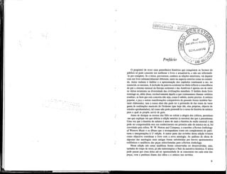 O propósito de rever uma panorâmica histórica que conquistou os favores do
público só pode consistir em melhorar o livro e actualizá-lo, e não em reformulá¬
-lo por completo. Se o leitor, porventura, conhece as edições anteriores, vai deparar
com um livro substancialmente diferente, tanto no aspecto exterior como no conteú-
do, muito embora o âmbito e a apresentação dos capítulos continuem a ser, no
essencial, os mesmos. A inclusão da palavra ocidental no título reflecte a consciência
de que o sistema musical da Europa ocidental e das Américas é apenas um de entre
os vários existentes na diversidade das civilizações mundiais. O âmbito deste livro
restringe-se, além disso, exclusivamente àquilo a que costumamos chamar «música
erudita», se bem que este conceito não seja, como é sabido, muito preciso. A música
popular, o jazi e outras manifestações comparáveis do passado foram também bas-
tante elaborados, mas a nossa obra não pode ter a pretensão de dar conta da vasta
gama de realizações musicais do Ocidente (que hoje são, elas próprias, objecto de
estudos aprofundados), tal como não pode pretendê-lo o curso de história da música
para o qual se propõe servir de guia.
Antes de dissipar os receios dos fiéis ou esfriar a alegria dos críticos, permitam¬
-me que explique em que diferia a edição anterior (a terceira) das que a precederam.
Uma vez que a história da música é antes de mais a história do estilo musical e não
pode ser compreendida sem um conhecimento em primeira mão da música em si, fui
convidado pelo editor, W. W. Norton and Company, a conceber a. Norton Anthology
of Western Music e os álbuns que a acompanham como um complemento de parti-
turas e interpretações à 3.a
edição. A maior parte das revisões dessa edição tiveram
como objectivo coordenar o livro com a nova antologia. As análises de obras de
algumas das antologias mais antigas foram substituídas por breves apontamentos
estilísticos e analíticos das peças seleccionadas para a.Norton Anthology.
Nesta edição tais notas analíticas foram conservadas ou desenvolvidas, mas,
isoladas do corpo do texto, já não interrompem o fluir da narrativa histórica. O leitor
pode passar por cima delas até ter oportunidade de se concentrar em cada uma das
peças, com a partitura diante dos olhos e a música nos ouvidos.
9
 