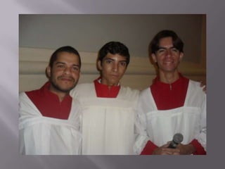 Grupo de acólitos e coroinhas são tarcísio