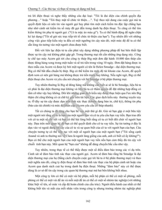 Chương 5 - Các thủ tục và thực tế trong sử dụng mã hoá
162
trả lời điện thoại và nghe thấy những câu đại loại: "Tôi là đai diện của chính quyền địa
phương…" hoặc "Tôi thay mặt tổ chức từ thiện….". Tuỳ theo nội dung của cuộc gọi mà ta
quyết định liệu có nên tin vào người gọi hay phải tìm một cách kiểm tra độc lập chẳng hạn
như nhờ cảnh sát kiểm tra số máy đã gọi đến trong danh bạ điện thoại. Ta cũng có thể tìm
kiếm thông tin phụ từ người gọi: ("Cô ta mặc áo màu gì"). Ta có thể hành động để ngăn chặn
kẻ lợi dụng ("Tôi sẽ gửi séc trực tiếp tới tổ chức từ thiện của bạn"). Tuy nhiên đối với những
công việc giao tiếp kiểu này ta đều có một ngưỡng tin cậy nào đó, một mức độ để ta có thể
sẵn lòng tin tưởng vào một người chưa được biết.
Đối với liên lạc điện tử ta cần phải xây dựng những phương pháp để hai bên thiết lập
được sự tin cậy mà không phải gặp gỡ. Trong thương mại rất cần những ứng dụng này. Công
ty chế tạo máy Acorn gửi tới cho công ty thép Big một đơn đặt hành 10.000 tấm thép cần
được đóng hàng xong trong một tuần và sẽ trả tiền trong vòng 10 ngày. Đơn đặt hàng được in
theo mẫu của Acorn và được ký bởi một người có tên là Helen Smudge - đại diện thương mại.
Big có thể bắt đầu chuẩn bị thép. Big có thể kiểm tra mức độ tài khoản của Acorn, để quyết
định xem có nên gửi hàng mà không được trả tiền trước hay không. Nếu nghi ngờ, Big có thể
điện thoại cho Acorn và yêu cầu nói chuyện với bà Smudge ở bộ phận thương mại.
Tuy nhiên thường là Big sẽ đóng hàng mà không cần biết ai sẽ là bà Smudge, liệu bà ta
có phải là đại diện thương mại không và liệu bà ta có thẩm quyền để đặt những hợp đồng có
tầm cỡ như vậy hay không. Đôi khi những giao dịch kiểu này được thực hiện qua Fax nên Big
thậm chí cũng không có cả chữ ký gốc trên tài liệu. Các giao dịch kiểu này thường xuyên xảy
ra. Ở đây sự tin cậy được dựa trên tính xác thực (khuôn dạng bản in, chữ ký), thông tin phụ
(báo cáo tài chính) và mức độ khẩn cấp (Acorn yêu cầu có thép nhanh).
Tất cả chúng ta đã từng cho bạn bè vay một thứ gì đó. Giả sử bạn gặp ở một bữa tiệc
một người nói rằng cô ta là bạn của một người bạn và cô ta yêu cầu bạn vay tiền. Bạn trao đổi
với cô ta một số chi tiết và bạn có thể hài lòng biết rằng cô ta có biết đôi chút về người bạn
này. Dựa trên mối quan hệ đó bạn có thể quyết định cho cô ta vay tiền. Sự tin tưởng ở đây là
dựa vào vẻ ngoài đáng tin cậy của cô ta và sự quen biết của cô ta với người bạn của bạn. Câu
chuyện tương tự có thể tiếp tục với một số người bạn của một người bạn ("Tôi sống cạnh
Anand và anh ta thường nói về Clara là người láng giềng của anh, anh có biết cô ấy không?").
Bạn có thể cho một người bạn của một người bạn vay tiền nếu bạn cảm thấy đủ tin cậy với
chuỗi tình bạn này. Mối quan hệ "bạn của" không dễ dàng chuyển bắc cầu như vậy.
Tuy nhiên, trong thực tế có thể thấy được một số điều đảm bảo trong các ví dụ trên.
Cảnh sát sẽ đảm bảo tính xác thực của người gọi. Acorn sẽ đảm bảo rằng bà Smudge là đại
diện thương mại của họ (bằng cách chuyển cuộc gọi tới bà ta ở bộ phân thương mại) và theo
một nghĩa nào đó, công ty điện thoại sẽ đảm bảo tính xác thực của bộ phận cảnh sát hoặc của
Acorn qua danh sách cuả họ trong danh bạ điện thoại. Những "đảm bảo" này có thể được
dùng là cơ sở để tin cậy trong các quan hệ thương mại mà hai bên không biết nhau.
Một công ty lớn có thể có một vài bộ phận, mỗi bộ phận có thể có một số phòng, mỗi
phòng có thể có một vài đề án và mỗi một đề án có thể có một số nhóm tác nghiệp (với những
khác biệt về tên, số mức và cấp độ hoàn chỉnh của cấu trúc). Người điều hành cao nhất có thể
không biết tên và mắt của mỗi nhân viên trong công ty nhưng trưởng nhóm tác nghiệp phải
PTIT
 