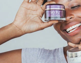 FACIALC U I D A D O D E L A P I E L
 