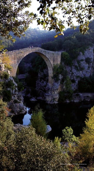 70
Arxiu d’imatges PTCBG · Itinerànnia
 