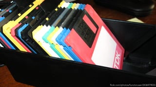 flickr.com/photos/functoruser/2436979033
 