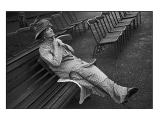 Henri Cartier-Bresson / e