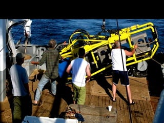 Commercial scallop fishermen, scientists and engineers working together 