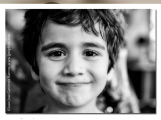 Es imposible separar el cuerpo
de la persona
En cualquier acción humano está
Implícita la corporalidad.
El cuerpo participa simultáneamente dela condición subjetiva y de la objetividad mundana.
A través de él, el sujeto está inserto en el mundo y sometido a sus leyes y condicionamientos
Externo. ( Ferrer)
 