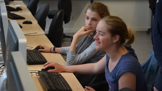 © 2015 Hacker School UG (haftungsbeschränkt)
 