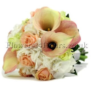 Hand tied flower bouquets by Flowers24Hours.co.uk