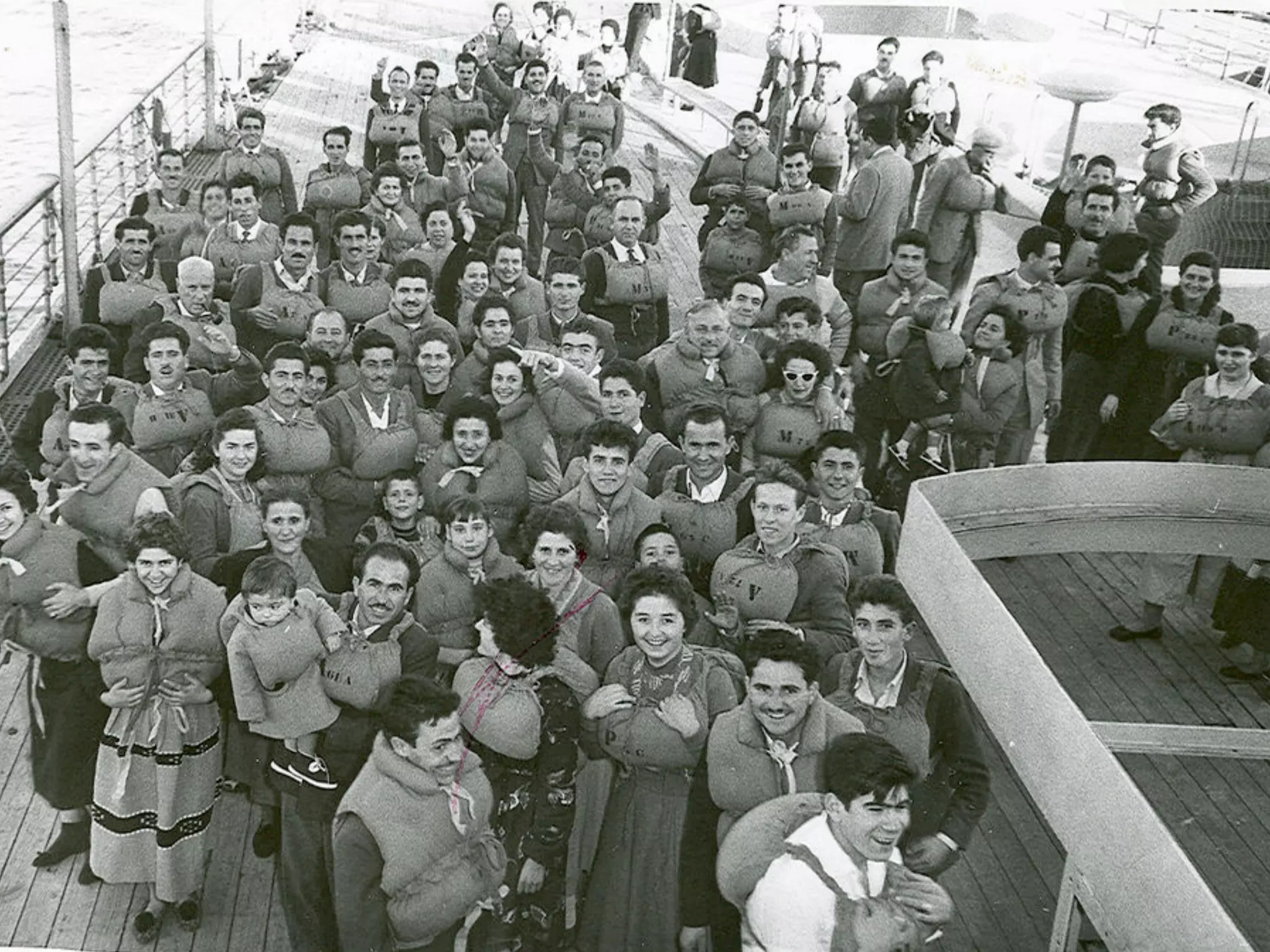 Harnessing the Power of Social Networks in Teaching & Learning