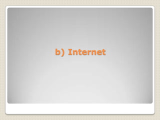  Le mobile: son organisationIphone: Mobile de haute technologie = Mises en place d’applications pour Smartphone Diffusion d’information par SMS qui prévient les abonnées des nouvelles importantes et dispositifs d’aides (ex: SMS à 1euro)Organisation & Coordination entre les opérateurs mobiles et les associations pour l’aide à Haïti