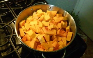 Healthy Cooking with Chef Oliver-  Butternut squash & autumn salad- 11-6-2014