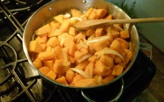 Healthy Cooking with Chef Oliver-  Butternut squash & autumn salad- 11-6-2014