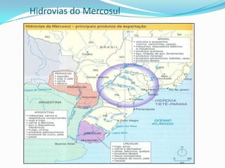 Caracterização das Bacias Hidrográficas: PlatinaBacia do Paraguai – bacia de planície que banha a planície do Pantanal; é utilizada principalmente pela navegação em território brasileiro e paraguaio. O principal porto é o de Corumbá (MS). Pelo rio Paraguai, o Brasil escoa principalmente minério de manganês e produtos agropecuários.