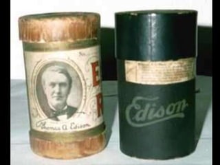 Thomas Edison e o fonógrafo, já eletrificado com uma bateria
 