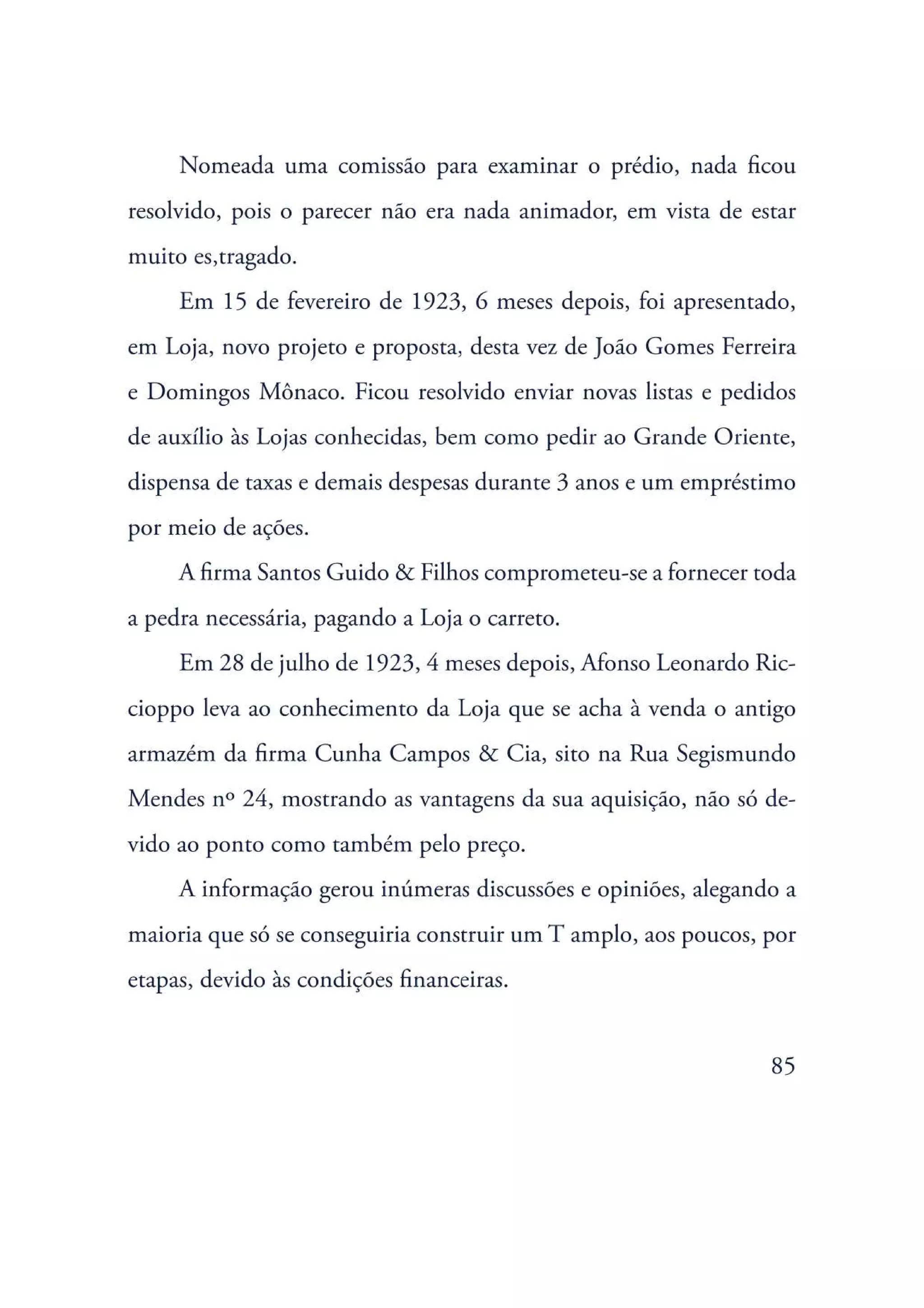 História da Maçonaria em Uberaba.pdf