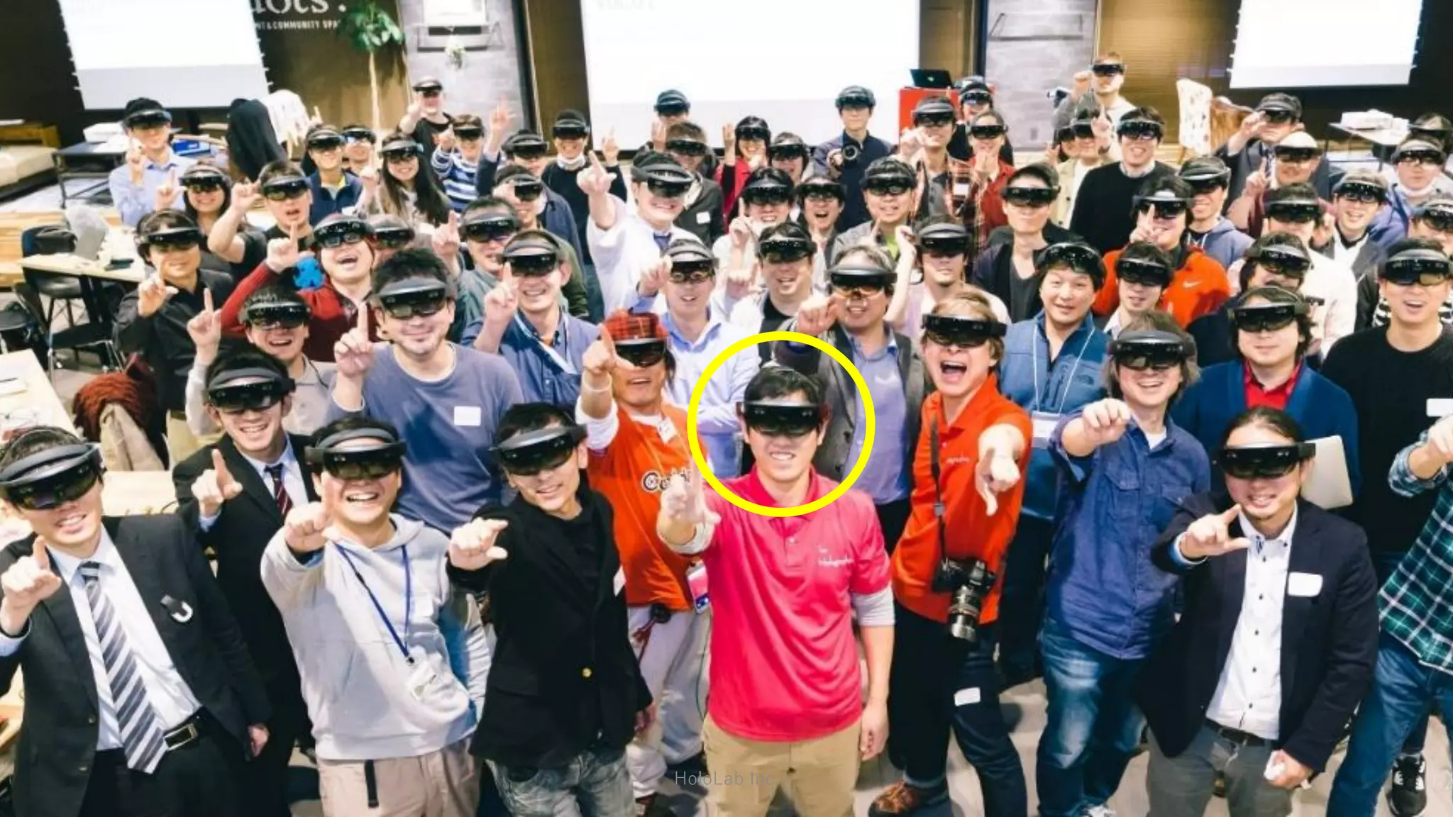 自己紹介
HoloLab Inc.
 