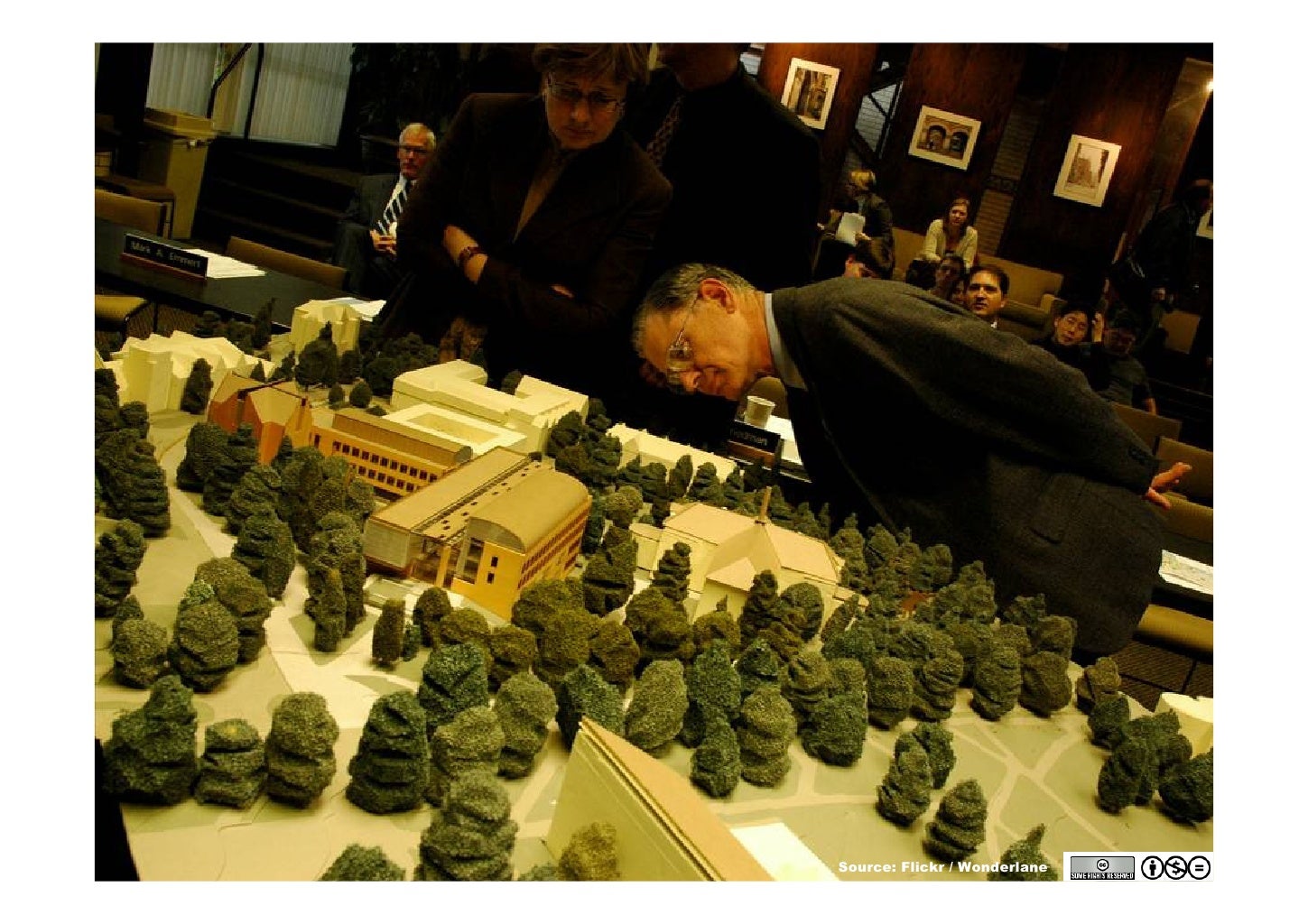 What does 'realistic' mean? 3D realisation...