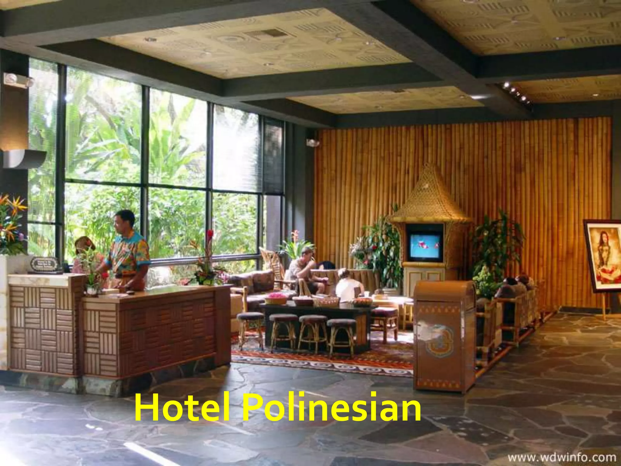 Hotel Polinesian