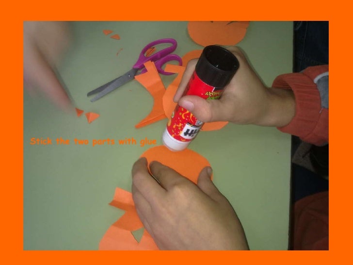 How to make pumpkin paper chains