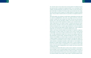 rales. Como allí se aprecia es claro el valor que tiene la teoría para guiarnos en las distintas fases por las
que tenemos que pasar en la aplicación de un programa preventivo o, una vez seleccionado el mismo,
comprobar su adecuado funcionamiento y necesidad de que se relacione con el marco teórico del que se
parte o desde donde se ha elaborado. Por ello tiene que haber una clara relación entre teoría y evalua-
ción o teoría y práctica, para que la evaluación o los resultados obtenidos con el programa nos permitan
afirmar o tener que cambiar los elementos teóricos de los que partimos con un programa preventivo con-
creto.
Todo esto lleva también a otro concepto que en ocasiones aparece cuando hablamos de las teorías, tanto
en el campo de las drogodependencias, como en otros: si nos referimos al nivel micro o al nivel macro.
Claramente, un ejemplo como el que nos propone Flay y Petraitis (1995) y otros que veremos luego pos-
teriormente, como es quizás más representativo el ejemplo de Jessor (1991), son niveles macro que lo
abarcan todo, pero que hacen difícil la operativización, evaluación y conocer exactamente dónde está el
cambio a lo largo del proceso si éste realmente se produce. En cambio hay otras teorías que se circuns-
criben al nivel micro, como podía ser cada uno de los cinco componentes que Flay y Petraitis (1995) sis-
tematizan de modo general. Aún así, en ocasiones siguen siendo generales y es preciso una modelización
más concreta y específica que haga evaluables los distintos componentes que se sostiene constituyen un
modelo teórico, que como tal tiene que ser necesariamente evaluable para que sea útil.
También es cierto hoy que el elemento “principal” que nos debe guiar en la evaluación en cualquier pro-
grama preventivo es el cambio de conducta. Esto no siempre se tenía en cuenta en el pasado, pero hoy
es imprescindible. De poco sirven que cambien los elementos internos de un modelo, o del propio indivi-
duo, si no cambia correlativamente la conducta. Esto es, de poco sirve, por ejemplo que tenga unas acti-
tudes desfavorables al consumo de drogas, conocimientos adecuados ante las mismas, y un buen entre-
namiento en ciertas habilidades si su consumo de drogas se ha producido y se ha incrementado mientras
se aplicaba el programa. Este último aspecto ha sido una revolución en estos últimos años, aunque lo cier-
to es que todavía no se ha generalizado y de ahí que en ocasiones el único objetivo de la evaluación siga
siendo, erróneamente, el que adquieran conocimientos, cambien actitudes, etc., pero sin importar el com-
portamiento real. Conseguir cambios en conocimientos, actitudes, valores, etc., puede ser importante, pero
de poco vale si no tiene un correlato en el comportamiento, que es lo que realmente nos interesa cuando
llevamos a cabo la prevención de drogodependencias: que no consuman o que retrasen la edad de inicio
al consumo de las mismas.
Como concluyen Flay y Petraitis (1995) al final de su artículo “la teoría es importante, sin ella estaríamos
mucho más perdidos a la hora de desarrollar programas efectivos de prevención y, al mismo tiempo, el
avance en la teoría nos llevará a programas más efectivos en el futuro” (p. 97). Además, “la ciencia de la
prevención no hubiera avanzado sin la teoría; gracias a ella ha avanzado rápidamente en la última déca-
da y avanzará más rápido a la hora de clarificar, ensayar y mejorar el conocimiento actualmente existen-
69
68
BASES TEORICAS.01 1/10/99 13:21 Página 68
 