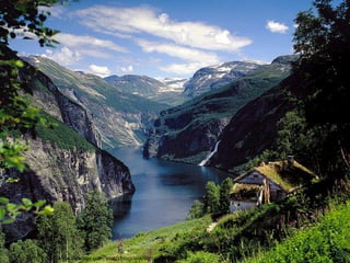 h-p://www.slowtrav.com/blog/chiocciola/Geirangerlord.jpg	
  
 