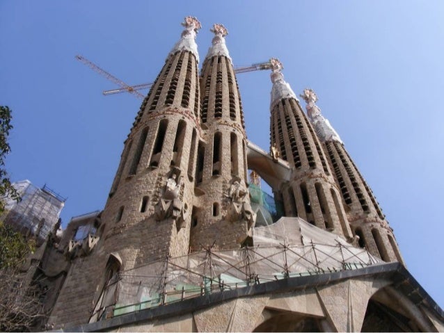 Iglesia De La Sagrada Familia Barcelona Espana De Gaudi